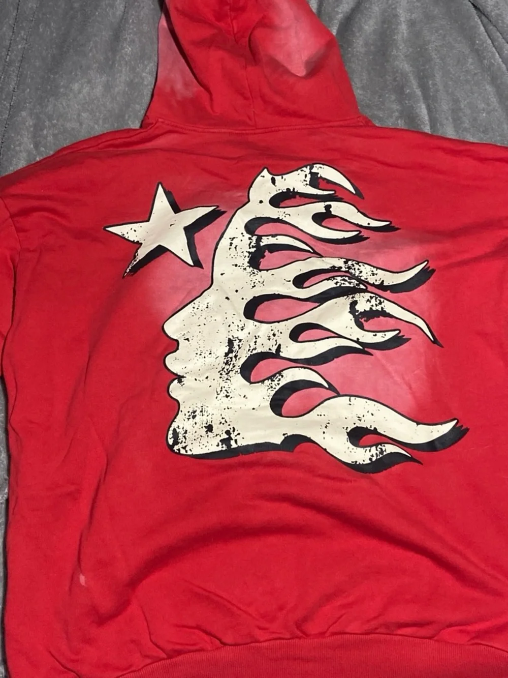 N/A bold red